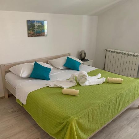 Lana Apartamento Biograd Na Moru Quarto foto