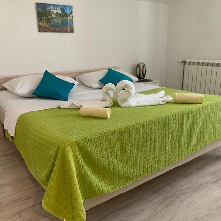 Lana Apartamento Biograd Na Moru Quarto foto