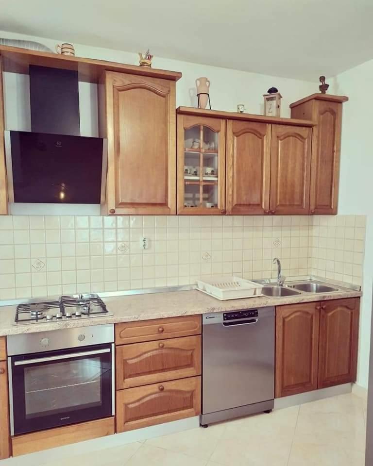Lana Apartamento Biograd Na Moru Quarto foto